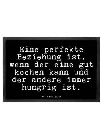 Mr. & Mrs. Panda Schmutzfangmatte Eine perfekte Beziehung ist,..... in Schwarz