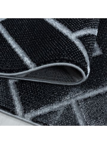 Teppich Boss Kurzflor Teppich Nauro Silberfarbe