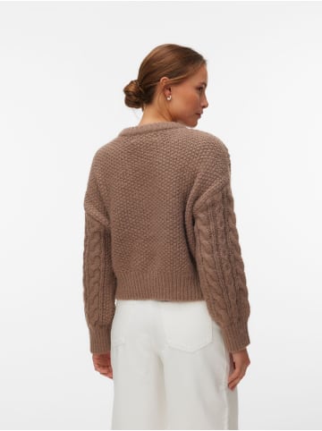 Vero Moda Strickpullover in Fossil