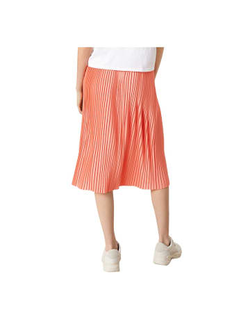 Q/S designed by Rock in Orange