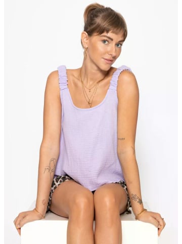 SASSYCLASSY Musselin Top mit gerafften Trägern in Flieder