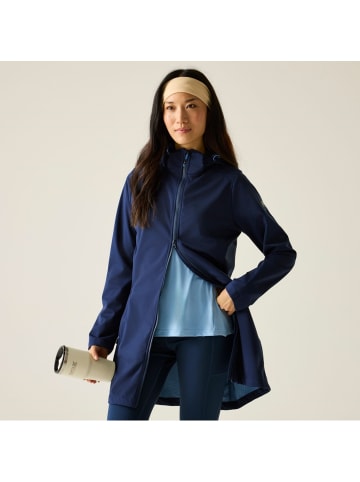 Regatta Softshellmantel  Kurzmantel Carisbrooke mit Kapuze in blau