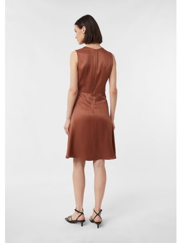 comma Kleid in 8850_mokka