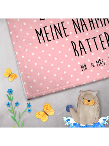 Mr. & Mrs. Panda Gästehandtücher Einhorn Näherin mit Spruch in Rot Pastell