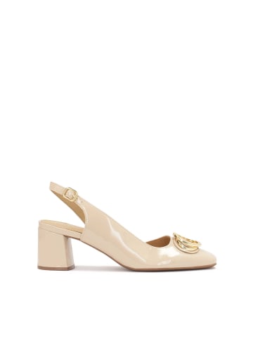 Kazar Pumps in Beige