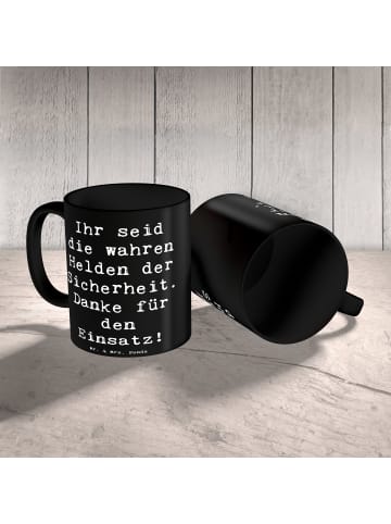 Mr. & Mrs. Panda Kaffeebecher Spruch Sicherheitsdienst Helden mi... in Schwarz