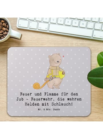 Mr. & Mrs. Panda Mauspad Feuerwehrmann Helden mit Spruch in Grau Pastell