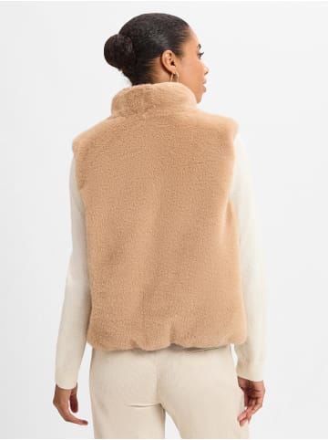 Marie Lund Weste in camel - 0002