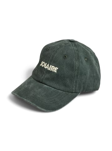 Pieces Cap in Kalamata
