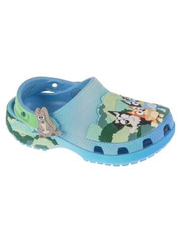 Crocs Crocs Classic Bluey Multi Clog T in Blau