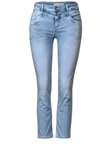 Street One Capri in ultra bleach random washed
