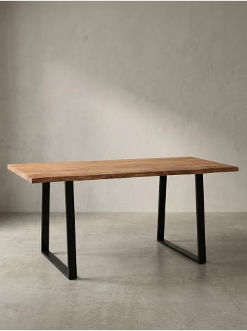 KADIMA DESIGN Esstisch Akazie Industrial-Design, Baumkante, Handarbeit