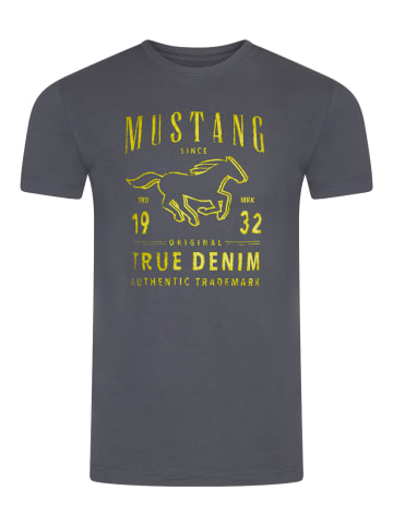 Mustang T-Shirt Basic Print Tee in Grau