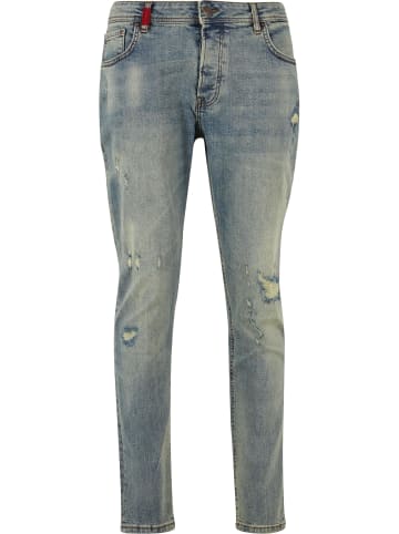 2Y Premium 2Y Premium in sandblue