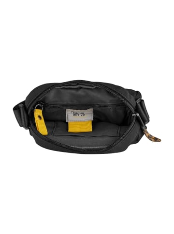 Camel Active TERRA Cross Bag aus recyceltem Nylon in Schwarz