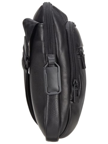 Porsche Design Bodybag Roadster Leather Evo Shoulder in Black