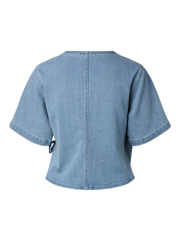 Pieces Oberteil mit kurzen Ärmeln in Light Blue Denim