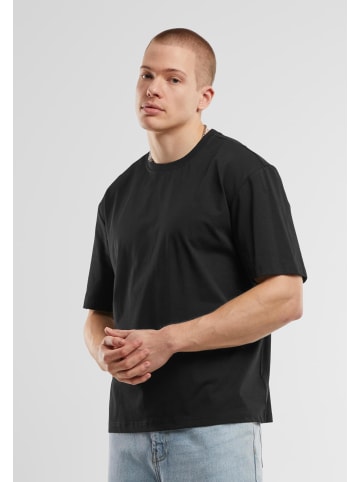 Urban Classics Urban Classics T-Shirts in black