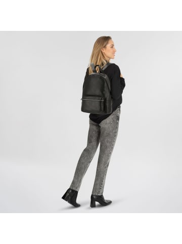 LIEBESKIND BERLIN Jil Daypack Leder 41 cm Laptopfach in black