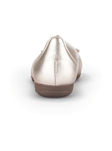 Gabor Ballerinas in Gold