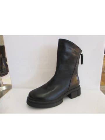 Stiefel  in Schwarz