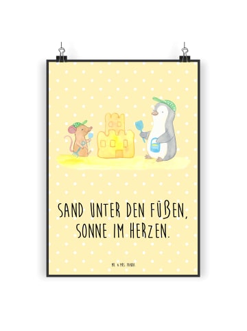Mr. & Mrs. Panda Bild Sommer Meer Strand mit Spruch in Gelb Pastell