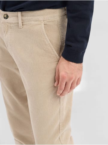 Lindbergh Hose in sand - 0003