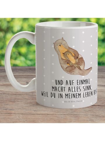 Mr. & Mrs. Panda Trinkbecher Otter Kind mit Spruch in Grau Pastell