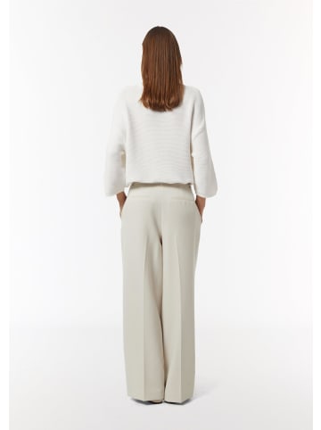 comma Hose  in  8058_beige