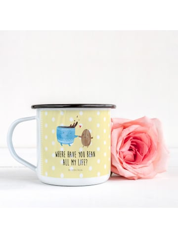 Mr. & Mrs. Panda Tasse mit Motiv Kaffee Bohne mit Spruch in Gelb Pastell