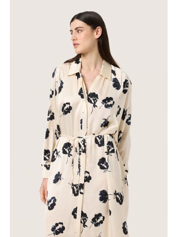 Soaked in Luxury Kleid SLErwina Lockere Passform in Black and White Flower Print