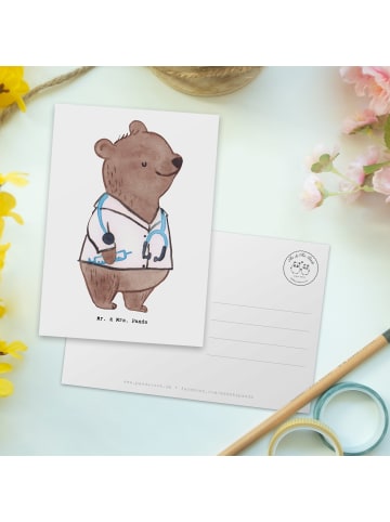 Mr. & Mrs. Panda Postkarte Arzt Herz ohne Spruch in Weiß