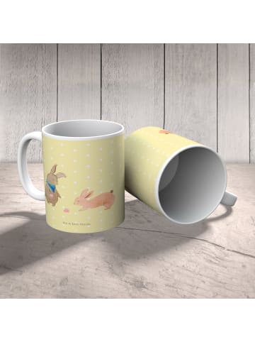 Mr. & Mrs. Panda Schulkind Tasse Hasen Muschel ohne Spruch in Gelb Pastell