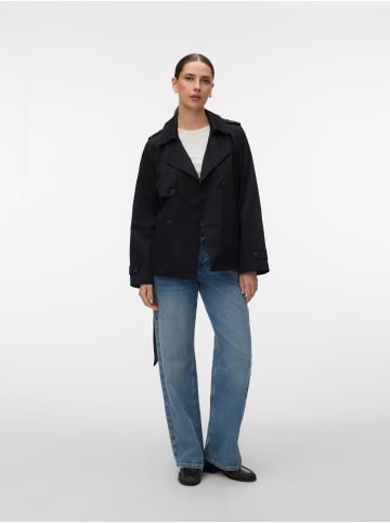 Vero Moda Trenchcoat in Black