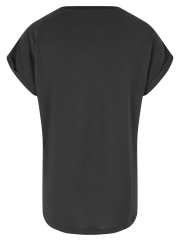 Urban Classics T-Shirts in black