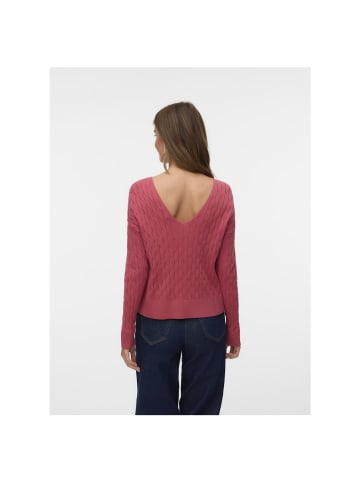 Vero Moda Pullover in holly berry