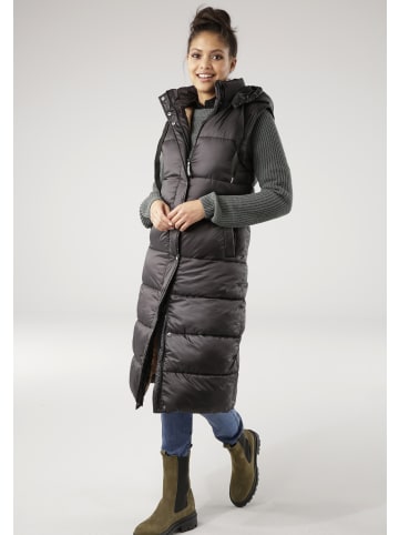 Tamaris Langmantel in schwarz