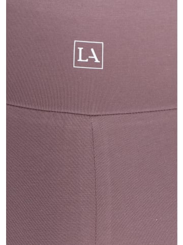 LASCANA Shorts in mauve