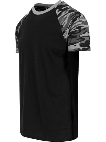 Urban Classics T-Shirt in blk/darkcamo