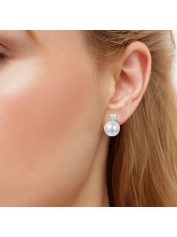 Lulu & Jane Ohrringe aus Messing mit Zirkonia Glasperle in weiß