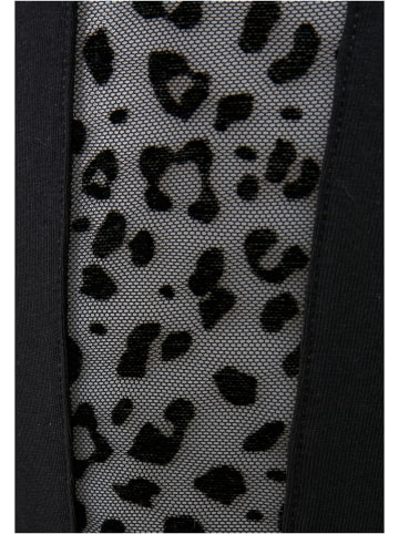 Urban Classics Urban Classics in black