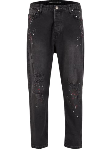 2Y Premium 2Y Premium in black