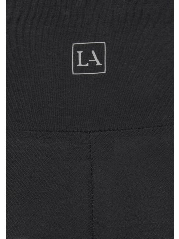 LASCANA Shorts in schwarz