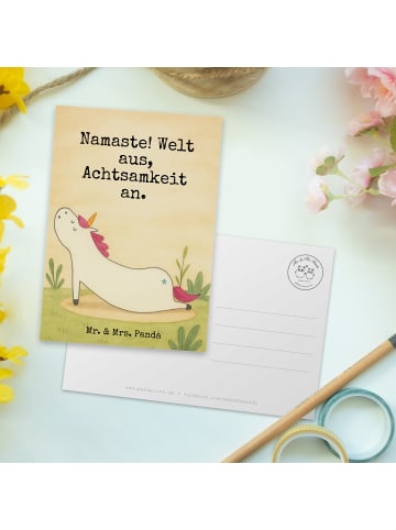 Mr. & Mrs. Panda Postkarte Einhorn Yoga Design mit Spruch in Weiß