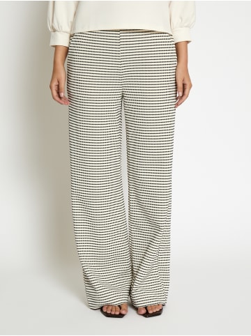 minus Hose in Black Striped