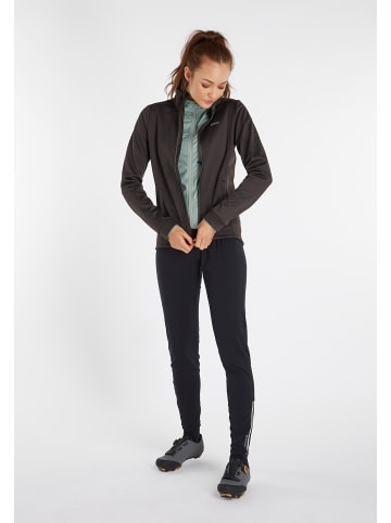 Protest " PRTRAISIN in True Black