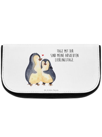 Mr. & Mrs. Panda Kosmetiktasche Pinguin umarmen mit Spruch in Weiß