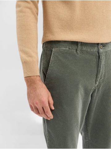 Finshley & Harding Hose Tyler in oliv