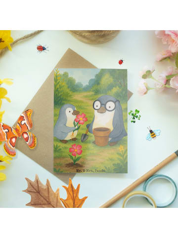Mr. & Mrs. Panda Klappkarte Pinguin Opa Blumen pflanzen Design o... in Weiß
