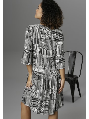 Aniston CASUAL Sommerkleid in schwarz-weiß